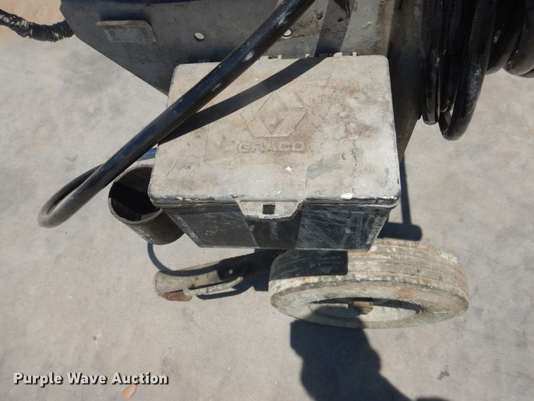 image for item DL0360 Graco King XL70-290  paint sprayer