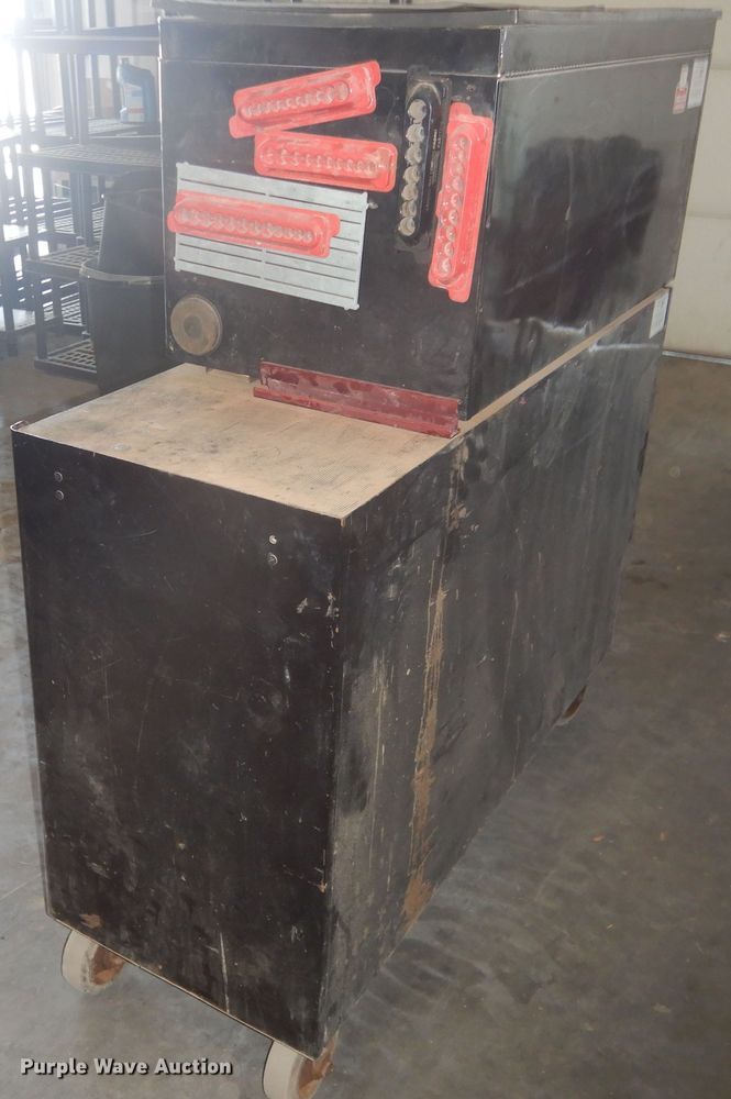 image for item DL0366 (2) tool boxes