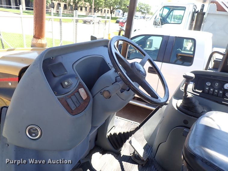 image for item DL7545 2006 Caterpillar 416D  landscape tractor