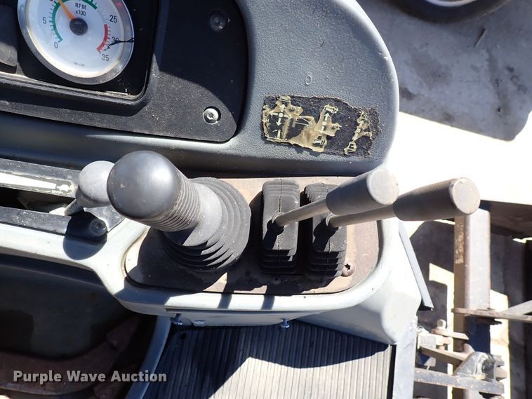 image for item DL7545 2006 Caterpillar 416D  landscape tractor