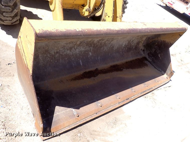 image for item DL7545 2006 Caterpillar 416D  landscape tractor