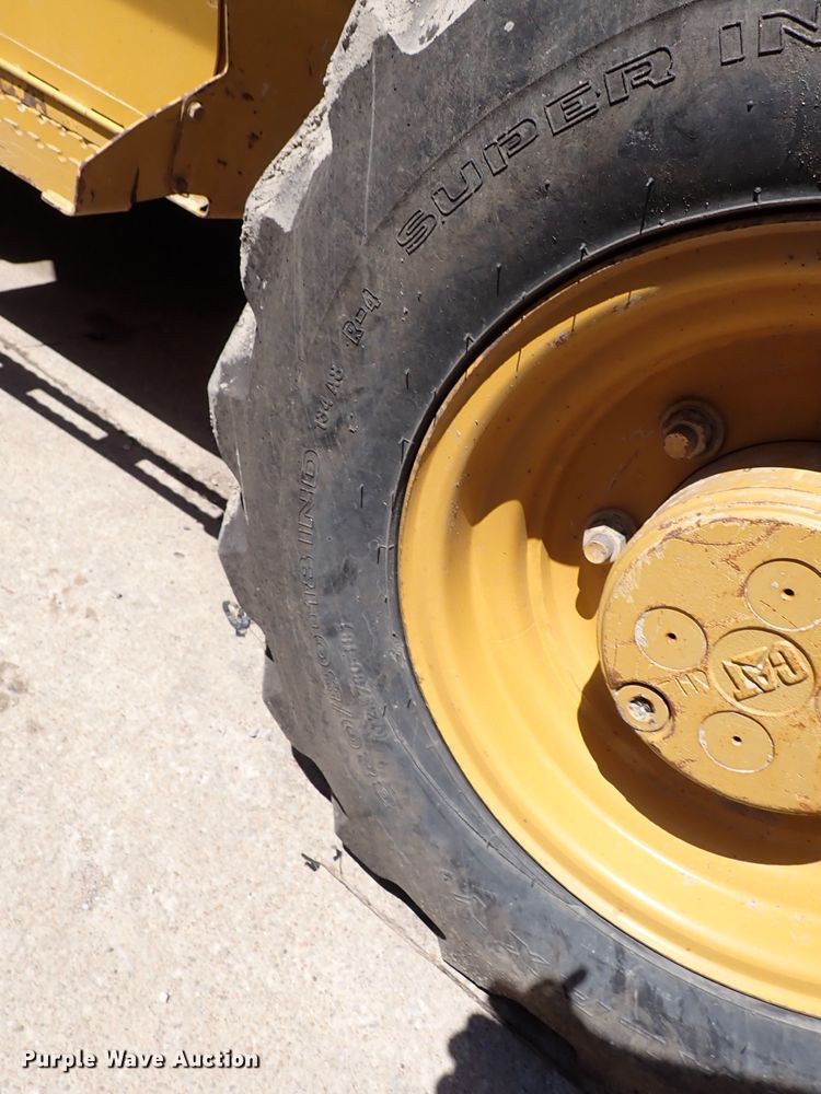 image for item DL7545 2006 Caterpillar 416D  landscape tractor