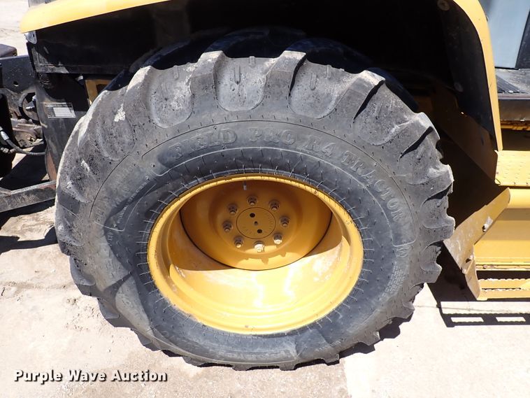 image for item DL7545 2006 Caterpillar 416D  landscape tractor