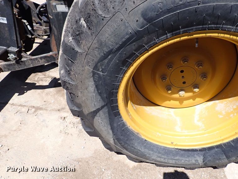 image for item DL7545 2006 Caterpillar 416D  landscape tractor