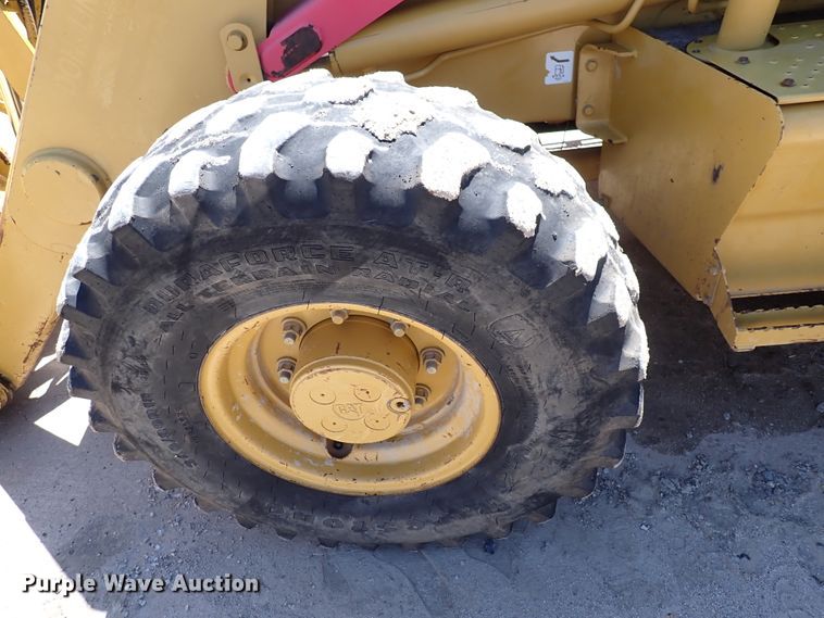 image for item DL7545 2006 Caterpillar 416D  landscape tractor