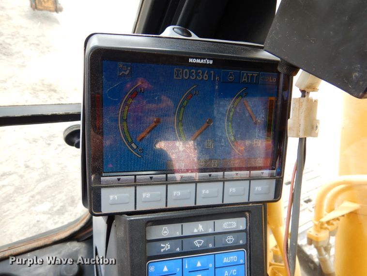 image for item DL8983 2007 Komatsu PC200LC-8  excavator