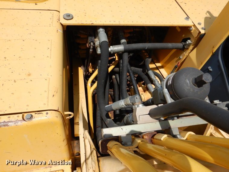 image for item DL8983 2007 Komatsu PC200LC-8  excavator