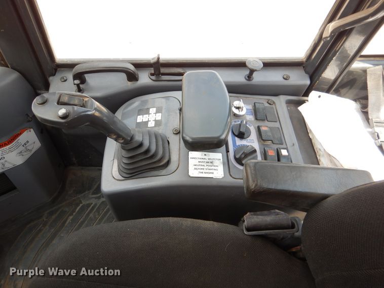 image for item DM0020 2007 Komatsu WA320-5L  wheel loader