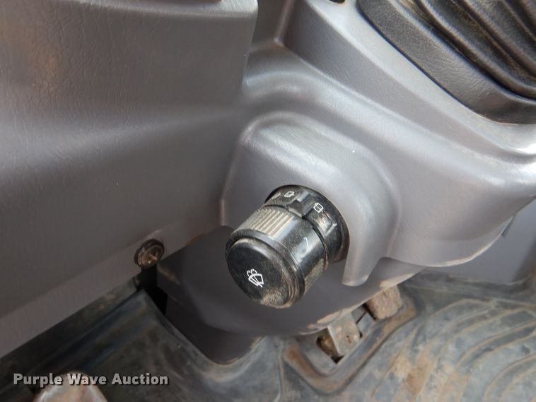 image for item DM0020 2007 Komatsu WA320-5L  wheel loader