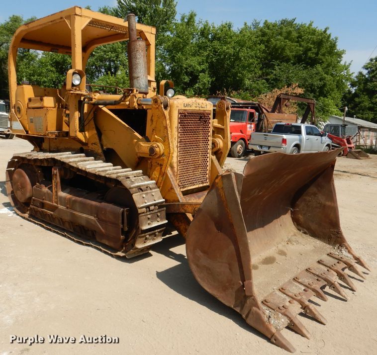 image for item DM0022 Dresser 175C  track loader