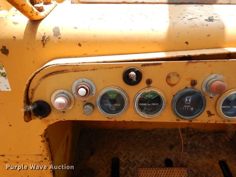 image for item DM0022 Dresser 175C  track loader