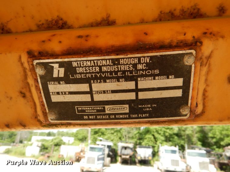 image for item DM0022 Dresser 175C  track loader