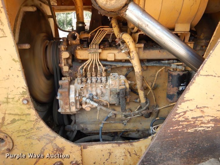 image for item DM0022 Dresser 175C  track loader