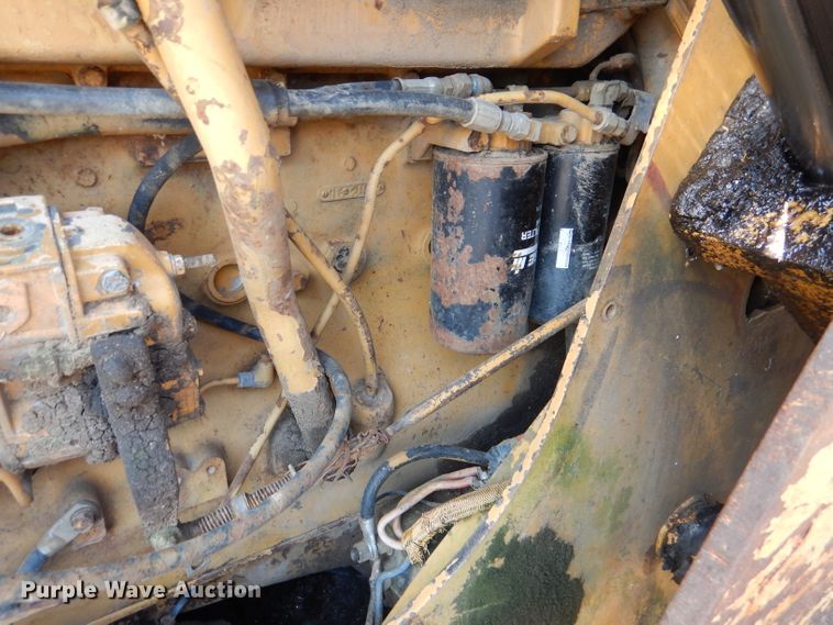 image for item DM0022 Dresser 175C  track loader