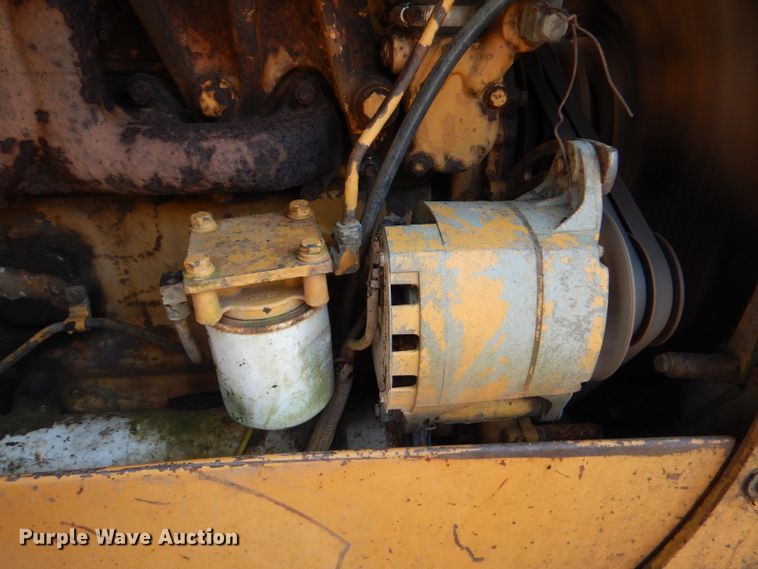 image for item DM0022 Dresser 175C  track loader