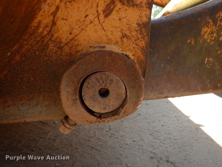 image for item DM0022 Dresser 175C  track loader