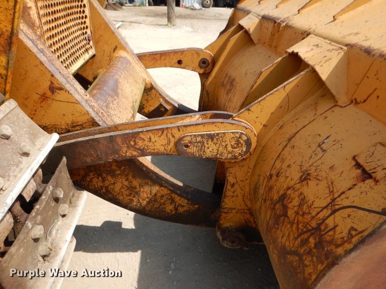 image for item DM0022 Dresser 175C  track loader