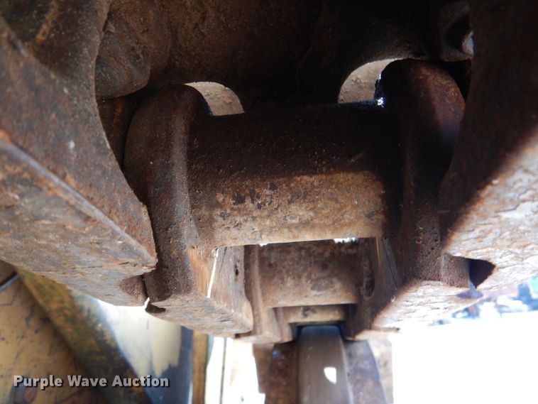 image for item DM0022 Dresser 175C  track loader