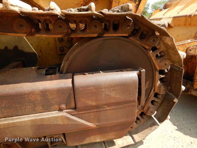 image for item DM0022 Dresser 175C  track loader