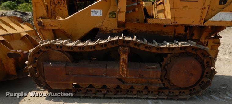 image for item DM0022 Dresser 175C  track loader