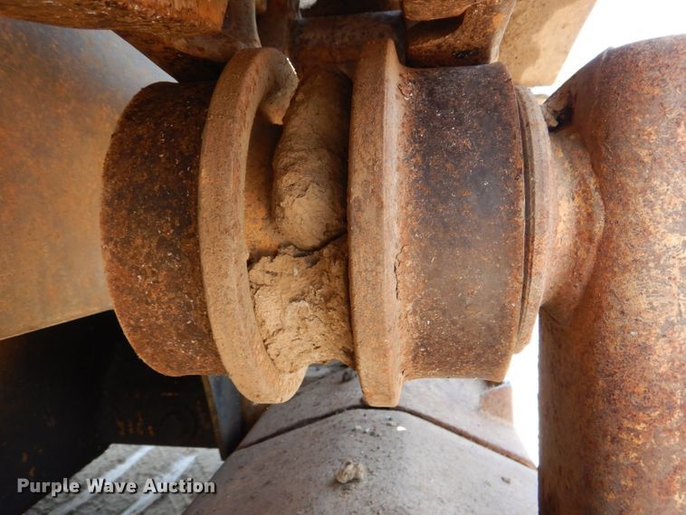 image for item DM0022 Dresser 175C  track loader