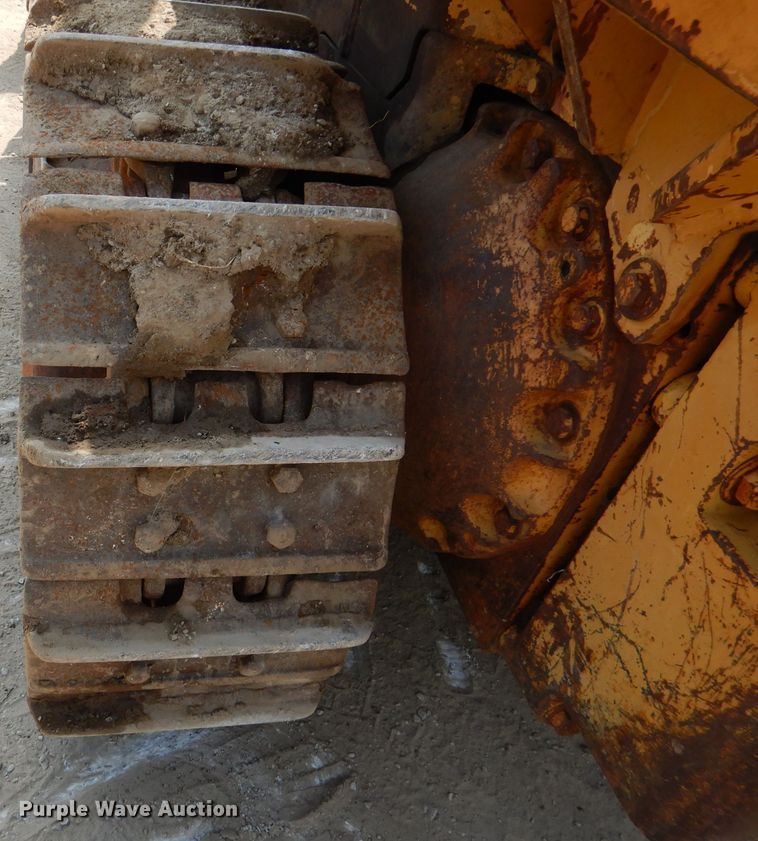 image for item DM0022 Dresser 175C  track loader