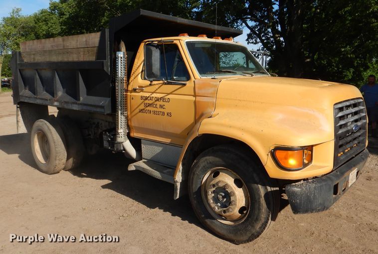 image for item DM0024 1998 Ford F800  dump truck