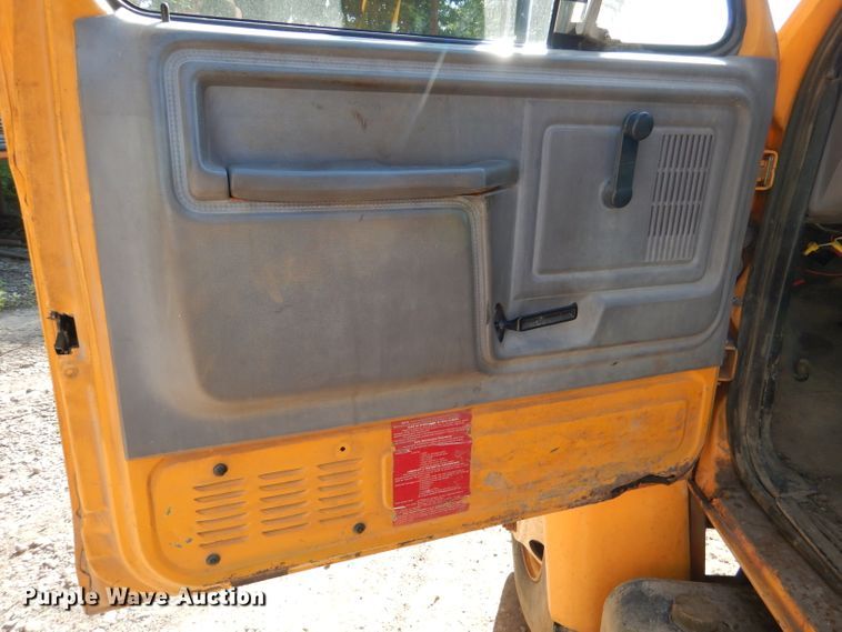 image for item DM0024 1998 Ford F800  dump truck