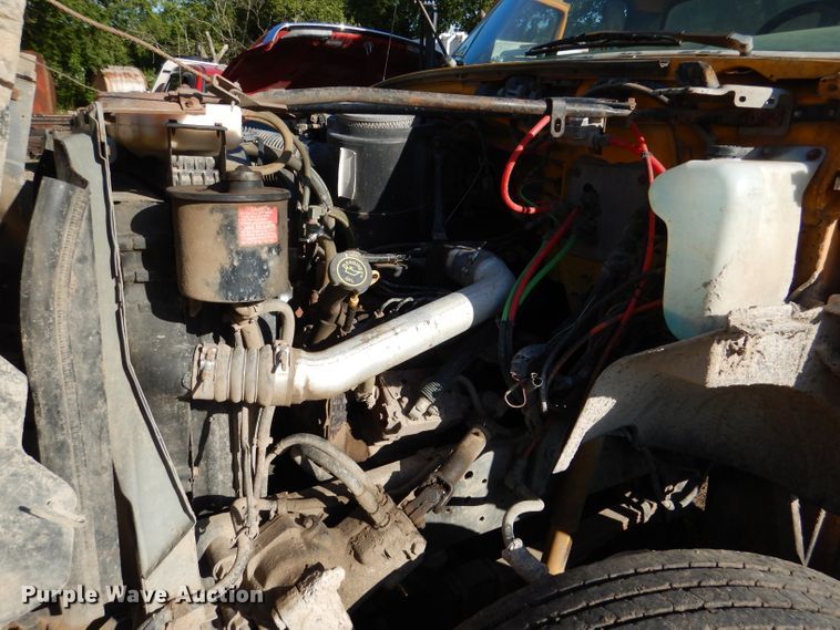 image for item DM0024 1998 Ford F800  dump truck