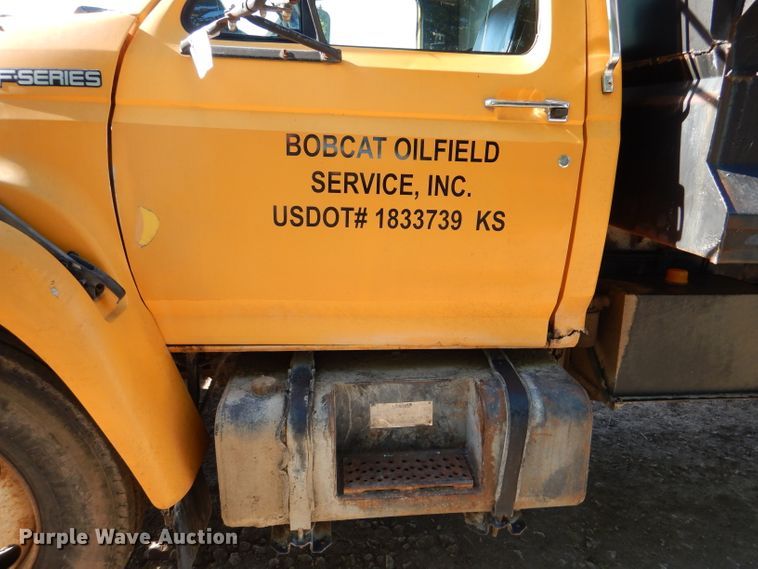 image for item DM0024 1998 Ford F800  dump truck