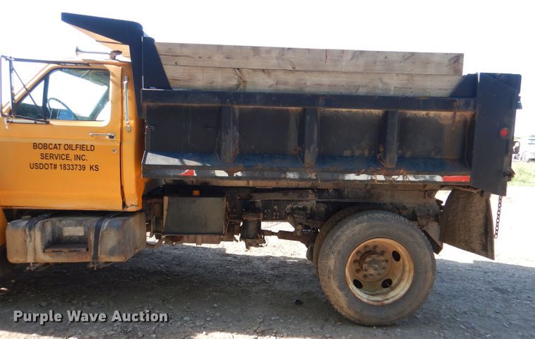 image for item DM0024 1998 Ford F800  dump truck