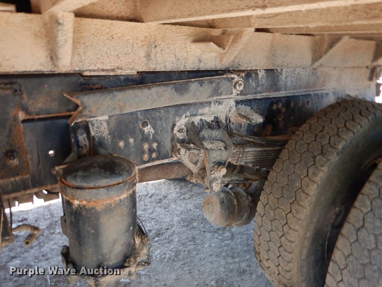 image for item DM0024 1998 Ford F800  dump truck