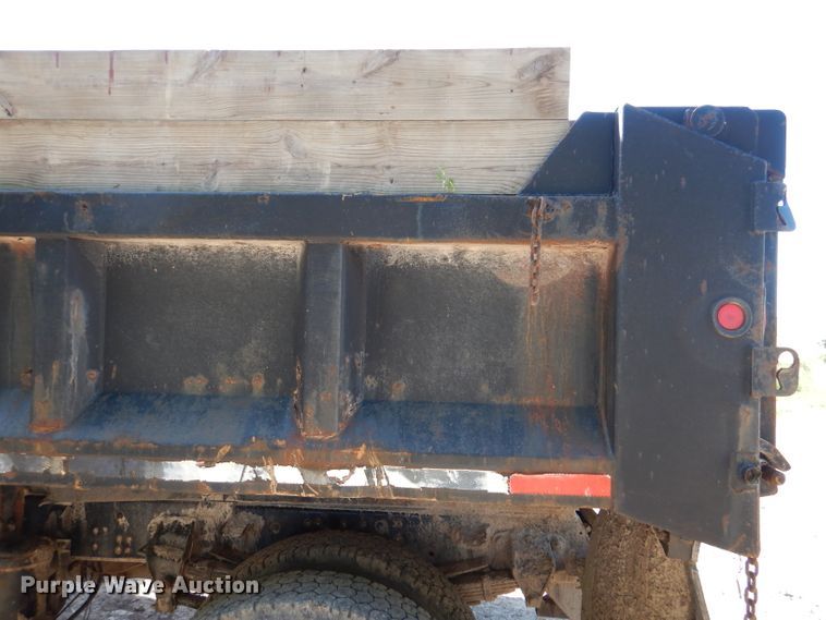 image for item DM0024 1998 Ford F800  dump truck