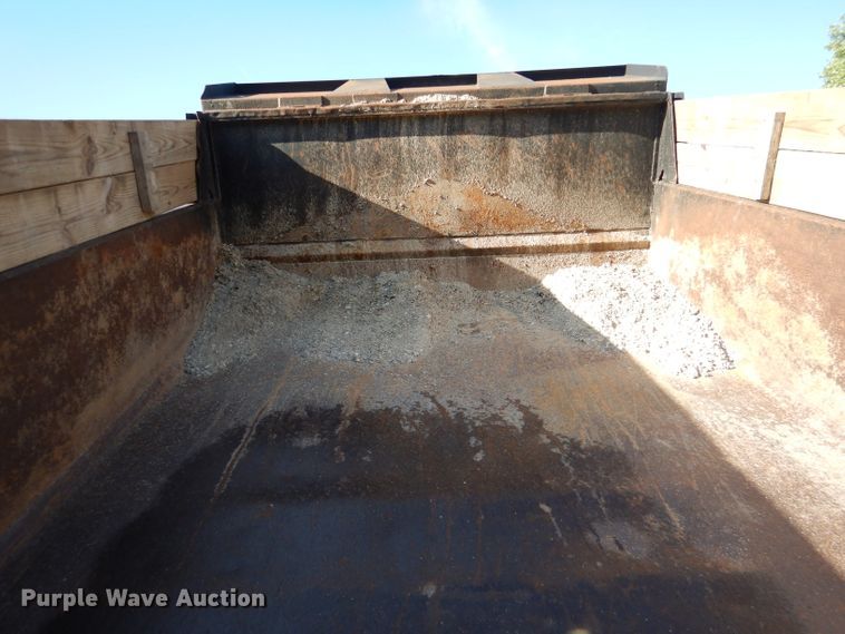 image for item DM0024 1998 Ford F800  dump truck