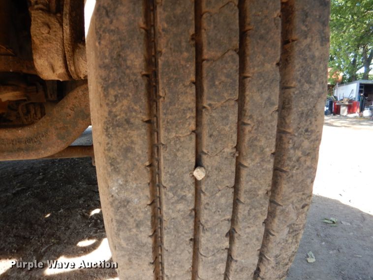 image for item DM0024 1998 Ford F800  dump truck