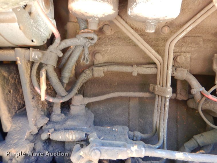 image for item DM0025 1985 International 100E  track loader