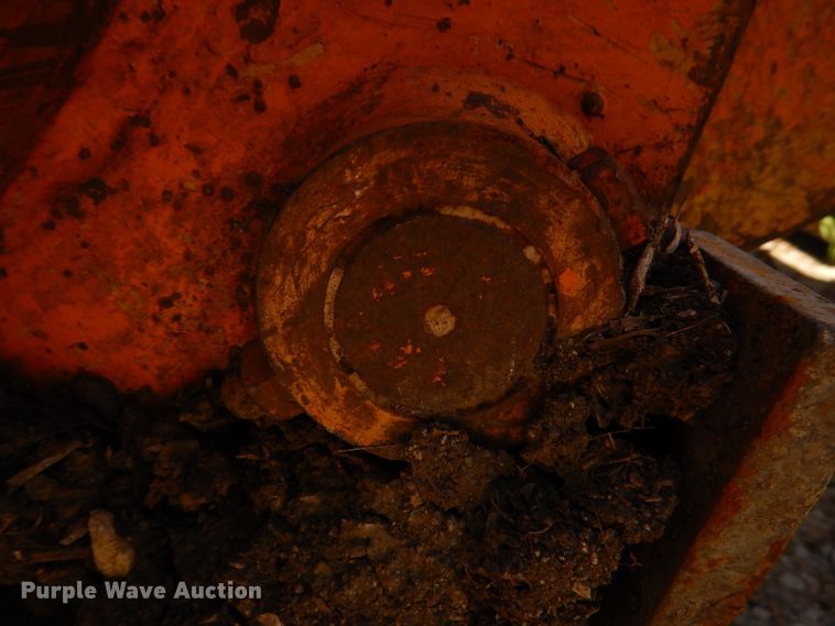 image for item DM0025 1985 International 100E  track loader