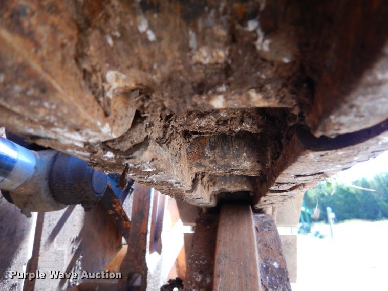 image for item DM0025 1985 International 100E  track loader