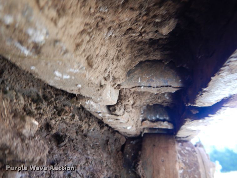 image for item DM0025 1985 International 100E  track loader