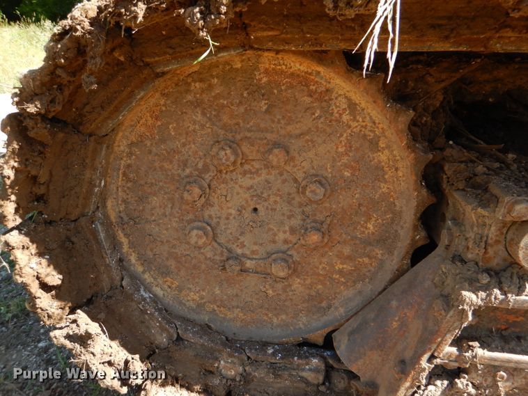 image for item DM0025 1985 International 100E  track loader