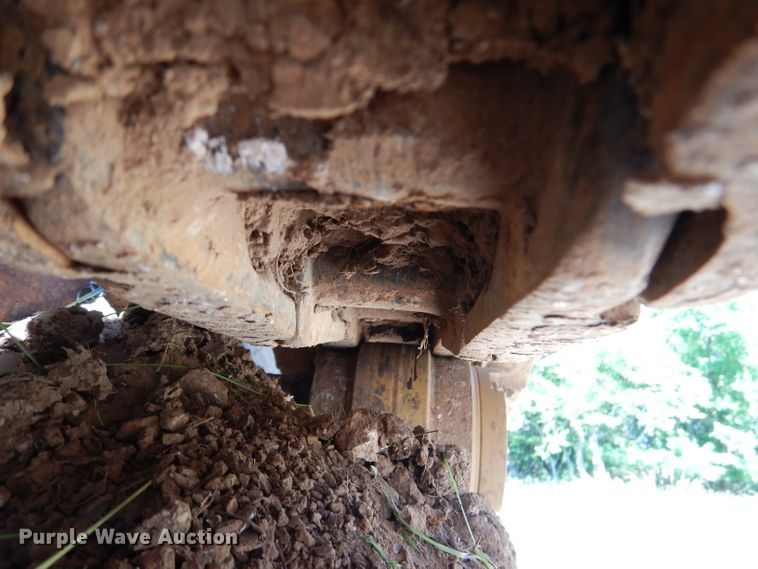 image for item DM0025 1985 International 100E  track loader