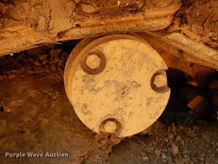 image for item DM0025 1985 International 100E  track loader