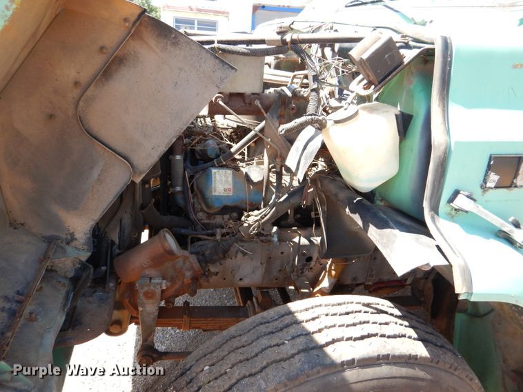 image for item DM0028 1986 Chevrolet C70  tank truck