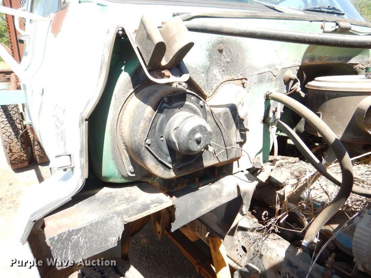 image for item DM0028 1986 Chevrolet C70  tank truck