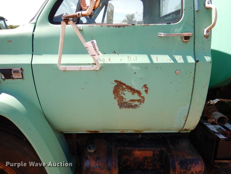 image for item DM0028 1986 Chevrolet C70  tank truck