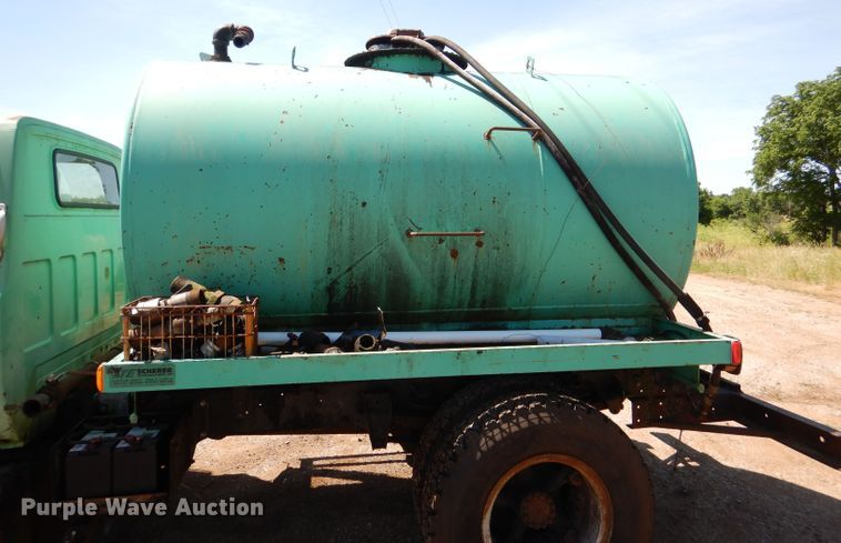 image for item DM0028 1986 Chevrolet C70  tank truck