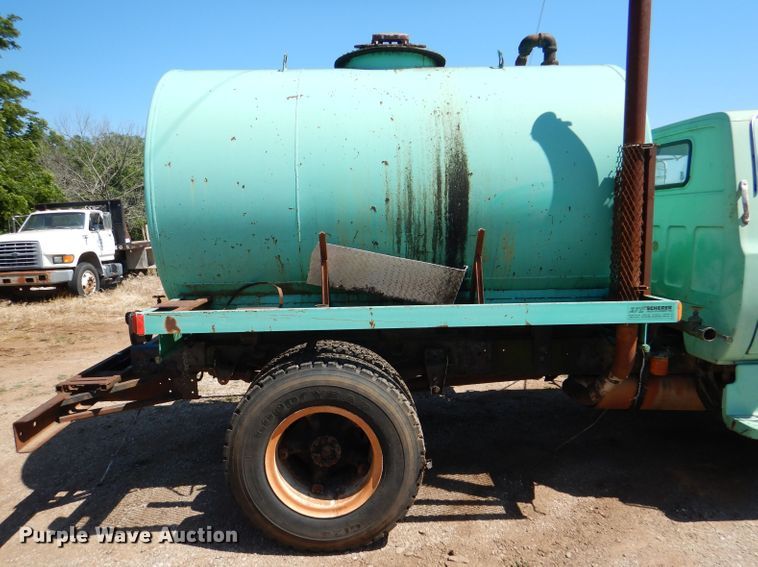 image for item DM0028 1986 Chevrolet C70  tank truck