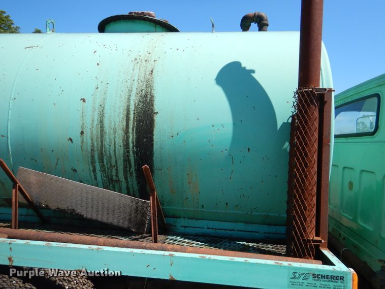 image for item DM0028 1986 Chevrolet C70  tank truck