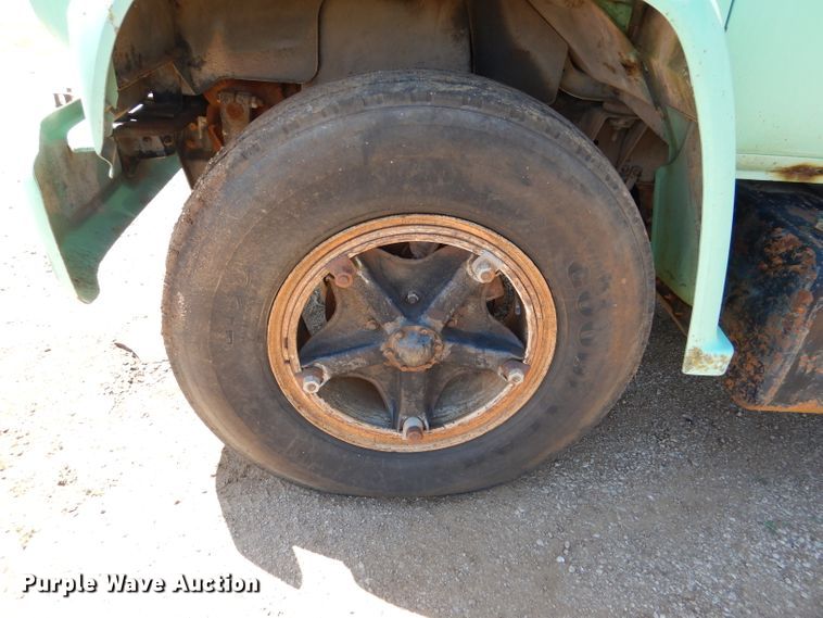 image for item DM0028 1986 Chevrolet C70  tank truck