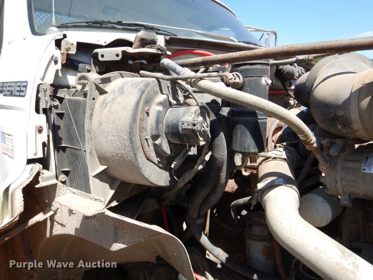 image for item DM0029 1998 Ford F800  flatbed truck